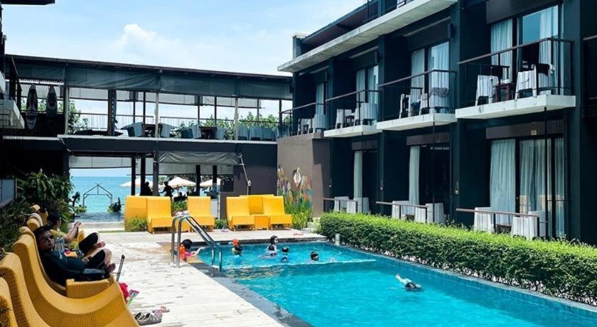 La Lune Beach Resort Koh Samet Esterno foto