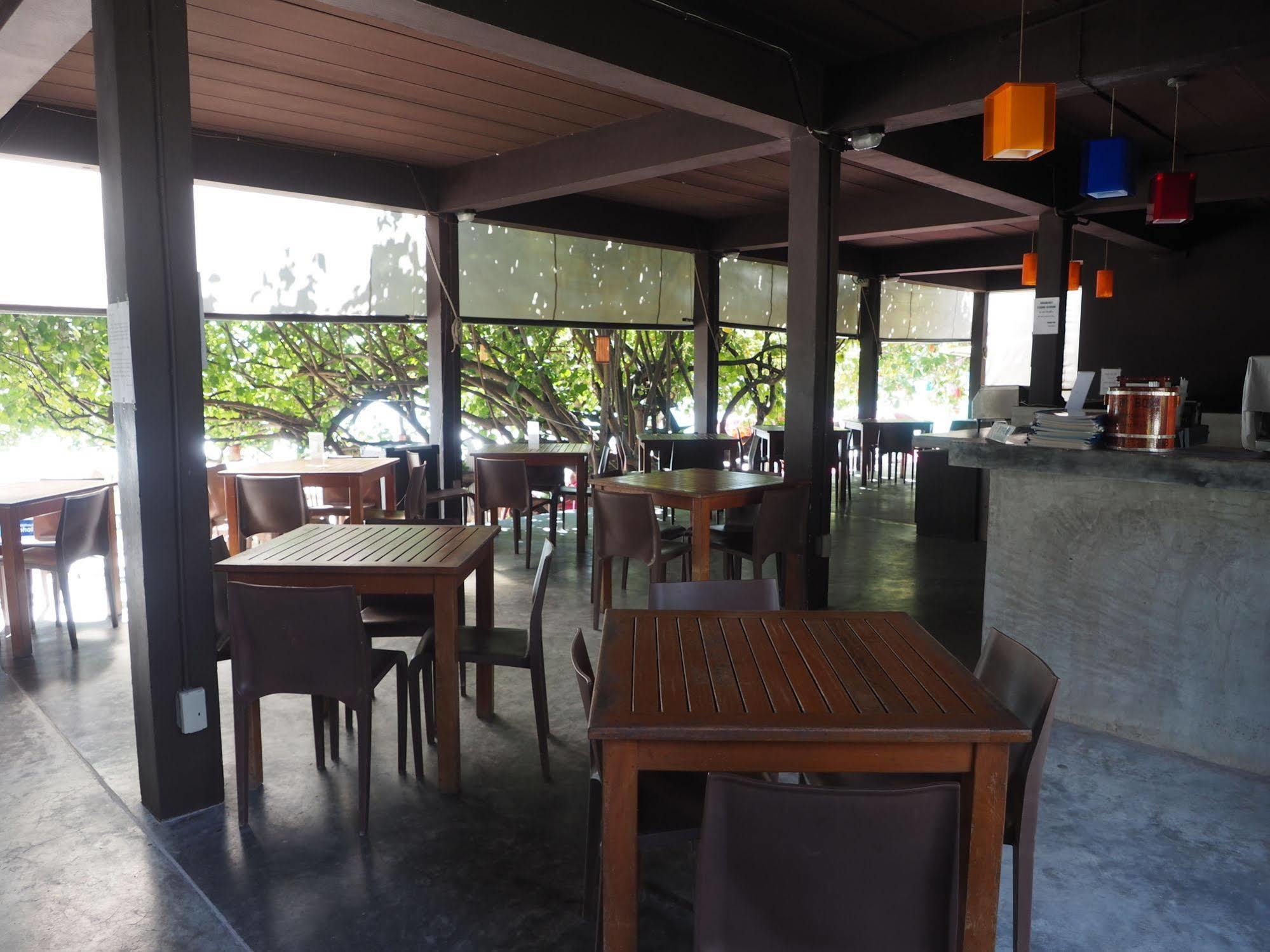 La Lune Beach Resort Koh Samet Esterno foto