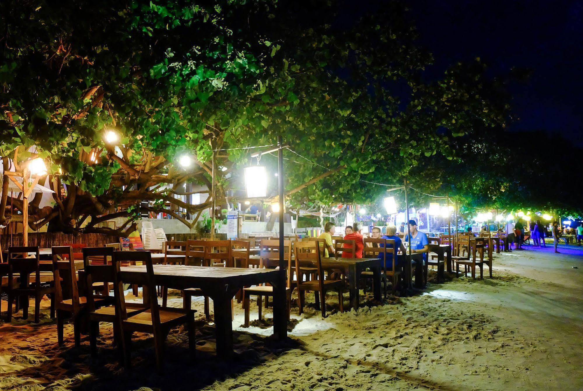 La Lune Beach Resort Koh Samet Esterno foto