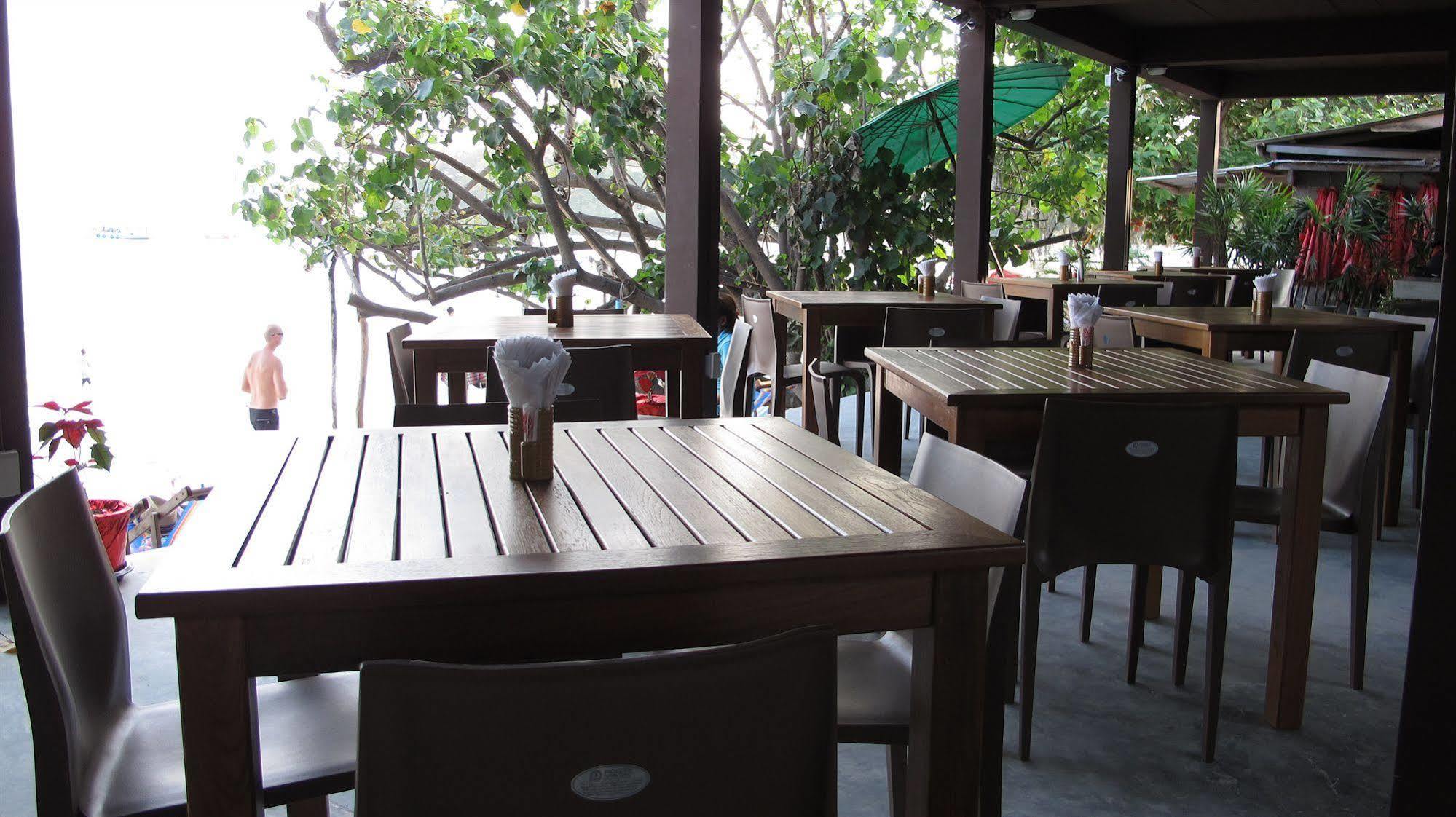 La Lune Beach Resort Koh Samet Esterno foto