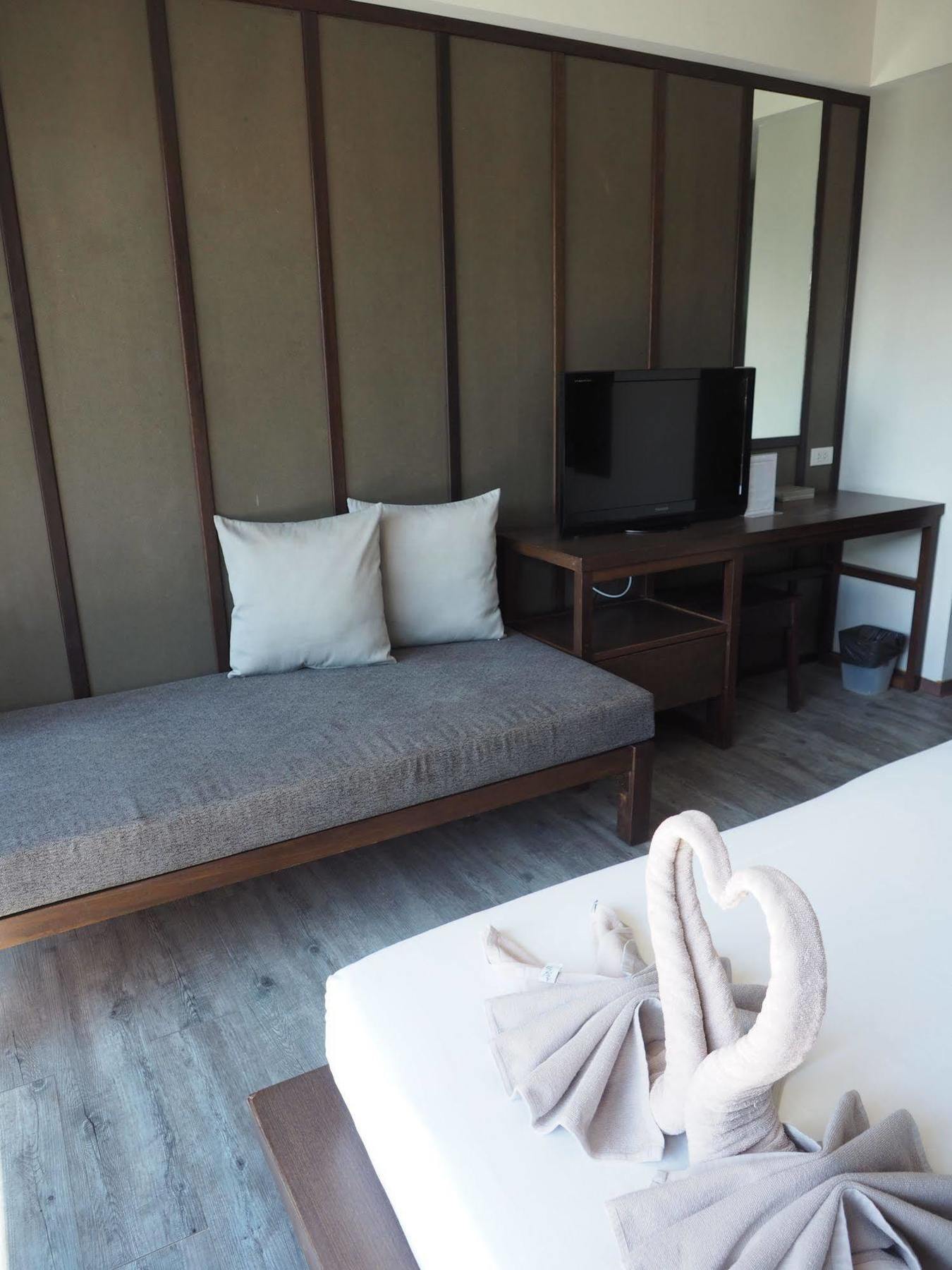 La Lune Beach Resort Koh Samet Esterno foto